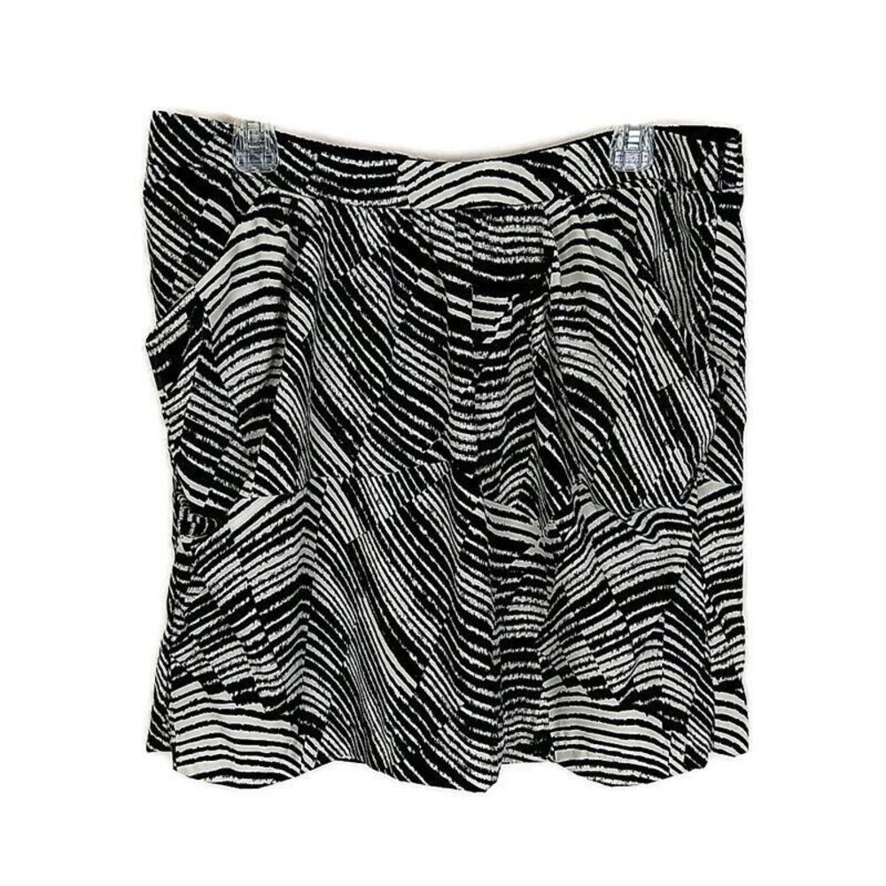 💥5/$25 Banana Republic 14 Skirt Black Stripe‎ Short Mini Elastic Waist Pockets